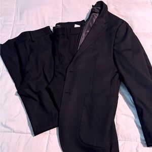 Banana Republic Men's Black Two-Button Sport Coat with two pairs of pants 30x32
